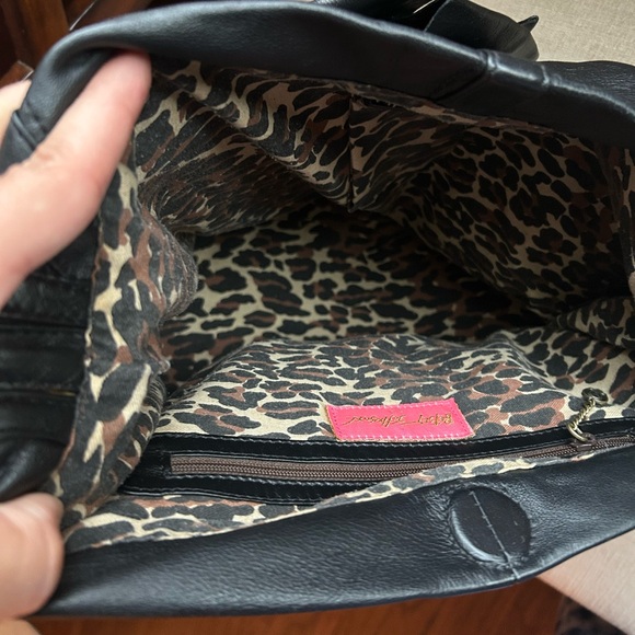 Betsey Johnson Black Leather Shoulder Bag - Picture 7 of 10